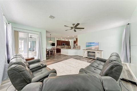 House in Sarasota, Florida 5 bedrooms, 299.33 sq.m. № 2259353 - photo 15