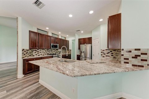 House in Sarasota, Florida 5 bedrooms, 299.33 sq.m. № 2259353 - photo 9