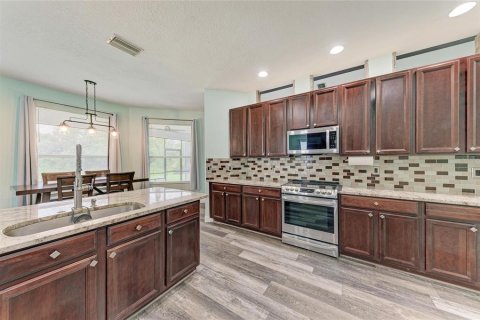 House in Sarasota, Florida 5 bedrooms, 299.33 sq.m. № 2259353 - photo 10