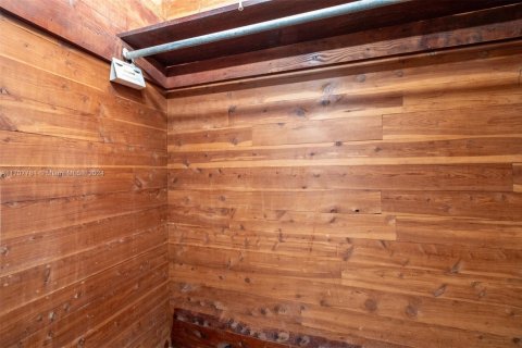 Купить коммерческую недвижимость в Майами-Бич, Флорида № 1984836 - фото 14