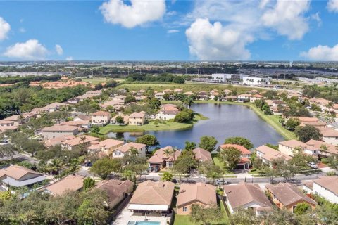 Casa en venta en Homestead, Florida, 3 dormitorios, 163.42 m2 № 1977484 - foto 24