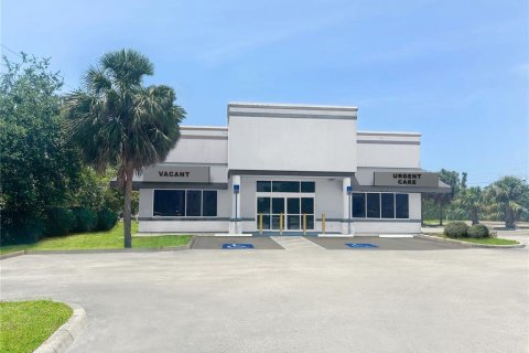 Commercial property in Bradenton, Florida 516.44 sq.m. № 1783386 - photo 1