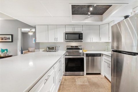 Copropriété à vendre à Mount Dora, Floride: 3 chambres, 112.32 m2 № 2113921 - photo 13