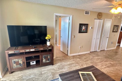 Condominio en alquiler en Hudson, Florida, 2 dormitorios, 88.26 m2 № 1316948 - foto 8