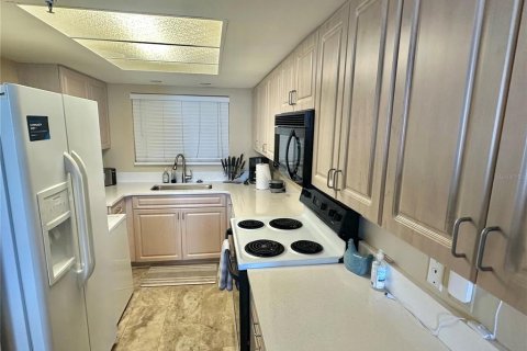 Condominio en alquiler en Hudson, Florida, 2 dormitorios, 88.26 m2 № 1316948 - foto 4
