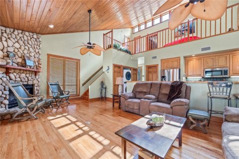 Casa en venta en Fort White, Florida, 3 dormitorios, 153.2 m2 № 2145181 - foto 12