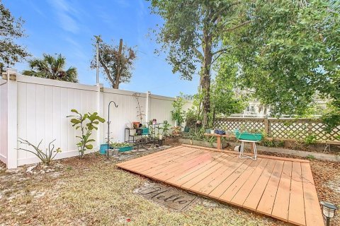House in Winter Haven, Florida 3 bedrooms, 104.14 sq.m. № 1885133 - photo 28