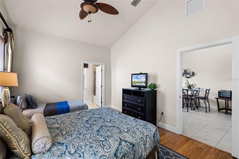 House in Four Corners, Florida 5 bedrooms, 283.35 sq.m. № 1204794 - photo 25
