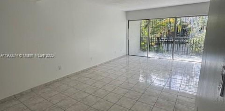Appartement à Miami, Floride 2 chambres, 111.11 m2 № 1963299