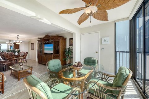 Condo in Sarasota, Florida, 2 bedrooms  № 2380481 - photo 13