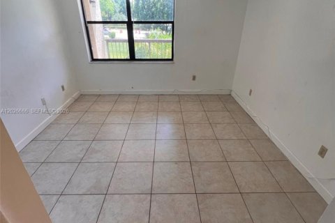 Copropriété à louer à Pompano Beach, Floride: 1 chambre, 55.74 m2 № 2245076 - photo 21
