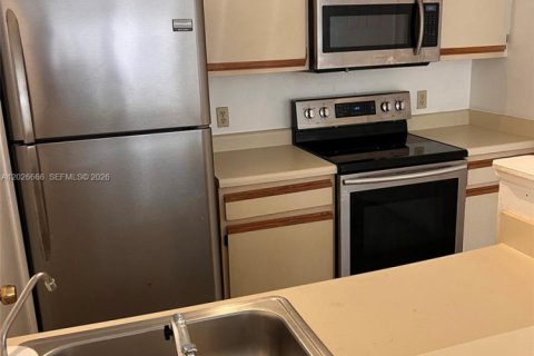 Copropriété à louer à Pompano Beach, Floride: 1 chambre, 55.74 m2 № 2245076 - photo 19