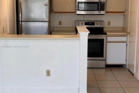 Copropriété à louer à Pompano Beach, Floride: 1 chambre, 55.74 m2 № 2245076 - photo 13