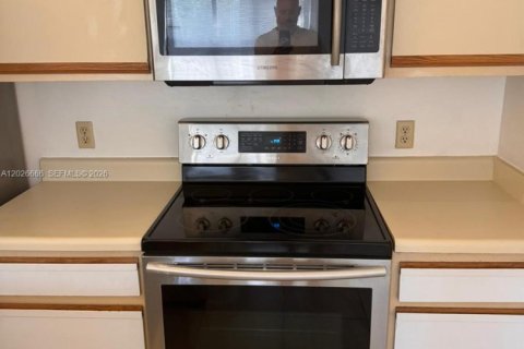 Copropriété à louer à Pompano Beach, Floride: 1 chambre, 55.74 m2 № 2245076 - photo 17