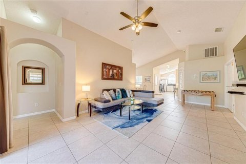 Casa en alquiler en Kissimmee, Florida, 4 dormitorios, 161.65 m2 № 1916443 - foto 6