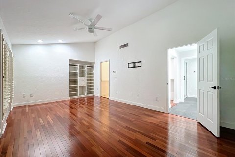 Condo in Orlando, Florida, 2 bedrooms  № 2147540 - photo 25