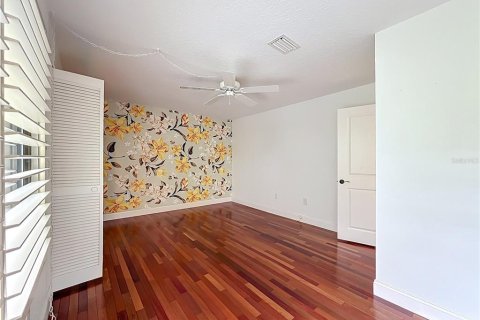 Condo in Orlando, Florida, 2 bedrooms  № 2147540 - photo 22