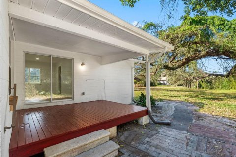 House in Brandon, Florida 3 bedrooms, 155.8 sq.m. № 1408769 - photo 27