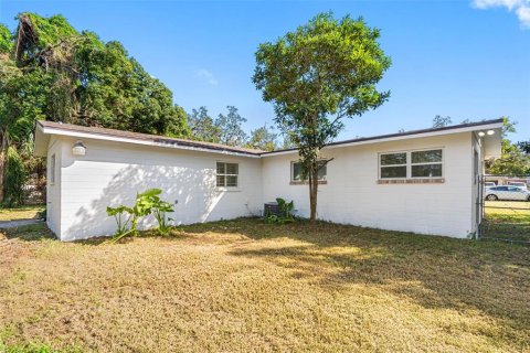 House in Brandon, Florida 3 bedrooms, 155.8 sq.m. № 1408769 - photo 26