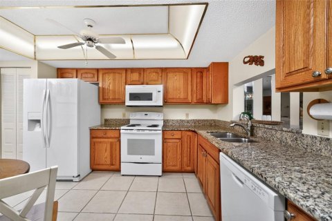 Copropriété à vendre à Englewood, Floride: 2 chambres, 101.17 m2 № 2114429 - photo 15