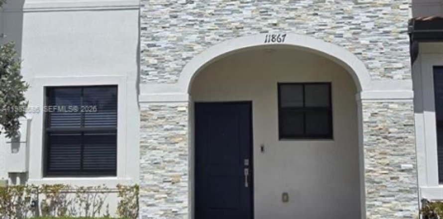 Таунхаус в Хомстед, Флорида 3 спальни, 137.77м2 № 2051629