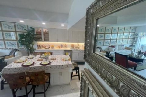 Condominio en venta en Pompano Beach, Florida, 3 dormitorios, 129.13 m2 № 1834108 - foto 10