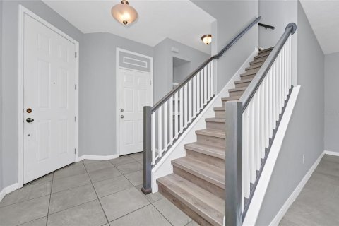 Touwnhouse à louer à Orlando, Floride: 3 chambres, 155.52 m2 № 2102039 - photo 2