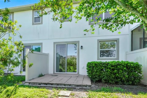 Touwnhouse à louer à Orlando, Floride: 3 chambres, 155.52 m2 № 2102039 - photo 30