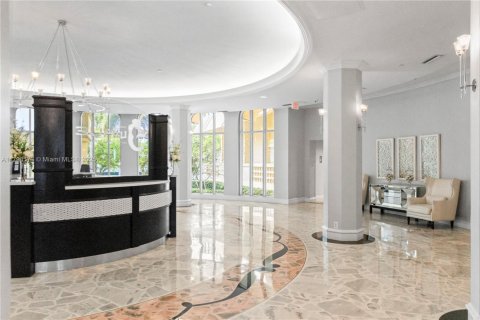 Condo in Hollywood, Florida, 1 bedroom  № 2064684 - photo 24