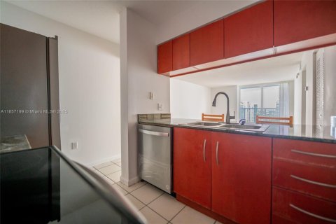 Copropriété à louer à Miami, Floride: 3 chambres, 114.46 m2 № 1881614 - photo 13