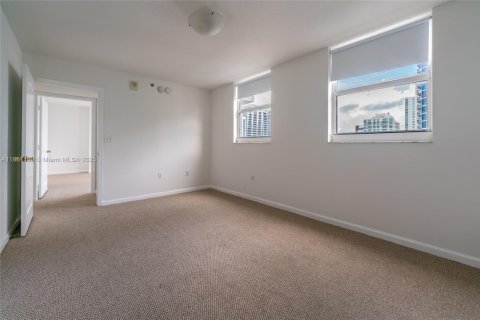 Copropriété à louer à Miami, Floride: 3 chambres, 114.46 m2 № 1881614 - photo 25