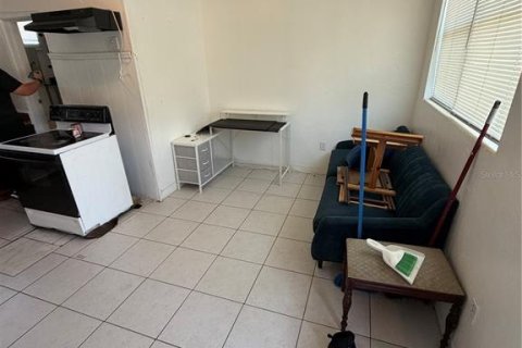 Commercial property in Orlando, Florida 3 bedrooms, 144.56 sq.m. № 2217366 - photo 15