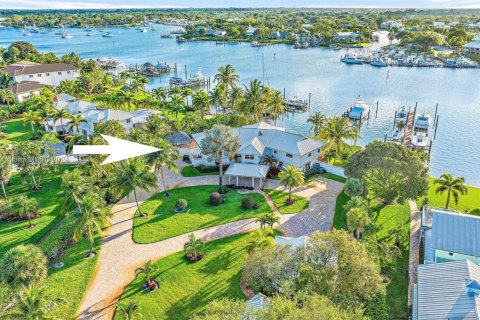 Villa ou maison à vendre à Stuart, Floride: 6 chambres, 480.86 m2 № 1977277 - photo 20