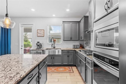 House in Apollo Beach, Florida 4 bedrooms, 236.34 sq.m. № 1901887 - photo 13