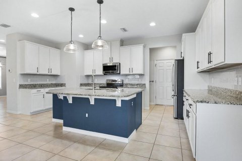House in Riverview, Florida 4 bedrooms, 276.85 sq.m. № 1809969 - photo 10