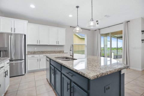 House in Riverview, Florida 4 bedrooms, 276.85 sq.m. № 1809969 - photo 12