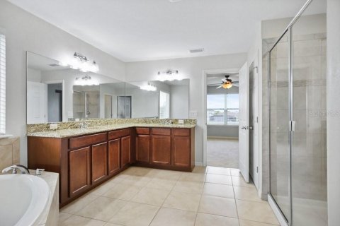 House in Riverview, Florida 4 bedrooms, 276.85 sq.m. № 1809969 - photo 25