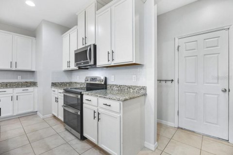House in Riverview, Florida 4 bedrooms, 276.85 sq.m. № 1809969 - photo 11