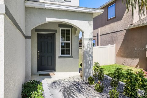House in Riverview, Florida 4 bedrooms, 276.85 sq.m. № 1809969 - photo 2