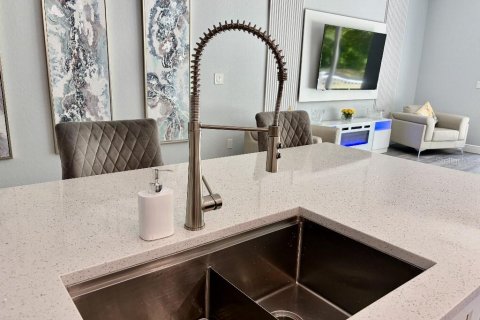 Купить виллу или дом в Киссимми, Флорида 15 комнат, 332.22м2, № 2258693 - фото 23