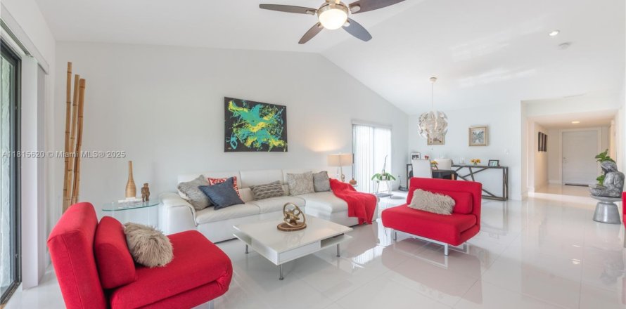 Casa en Weston, Florida 2 dormitorios, 181.72 m2 № 1768291