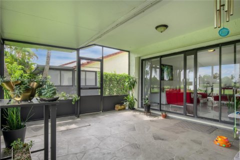 Casa en venta en Weston, Florida, 2 dormitorios, 181.72 m2 № 1768291 - foto 30