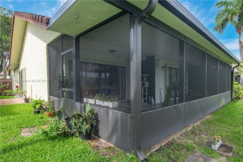 Casa en venta en Weston, Florida, 2 dormitorios, 181.72 m2 № 1768291 - foto 28