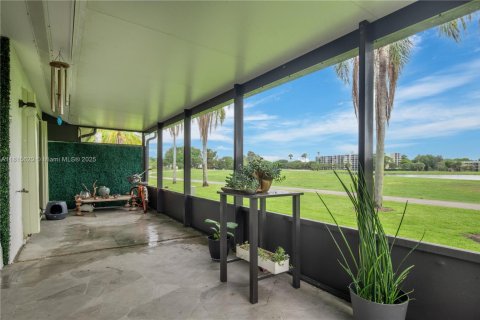 Casa en venta en Weston, Florida, 2 dormitorios, 181.72 m2 № 1768291 - foto 29