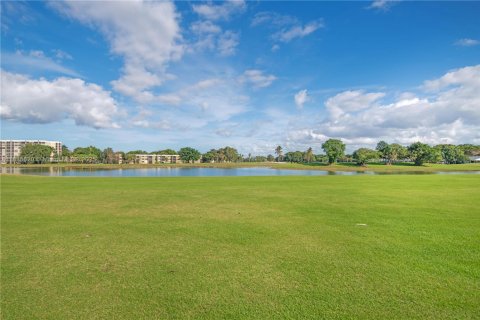 Casa en venta en Weston, Florida, 2 dormitorios, 181.72 m2 № 1768291 - foto 23