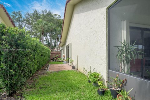 Casa en venta en Weston, Florida, 2 dormitorios, 181.72 m2 № 1768291 - foto 27