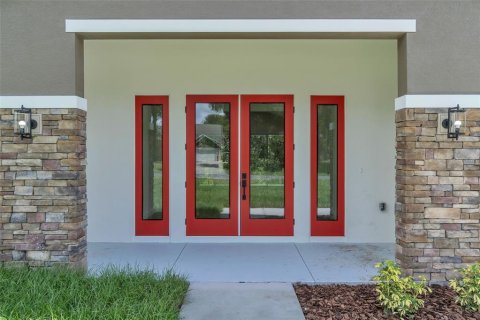 House in Fruitland Park, Florida 3 bedrooms, 185.8 sq.m. № 1881021 - photo 4