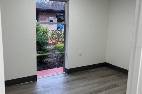 Commercial property in DeLand, Florida 89.19 sq.m. № 2109165 - photo 17