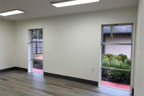 Commercial property in DeLand, Florida 89.19 sq.m. № 2109165 - photo 19
