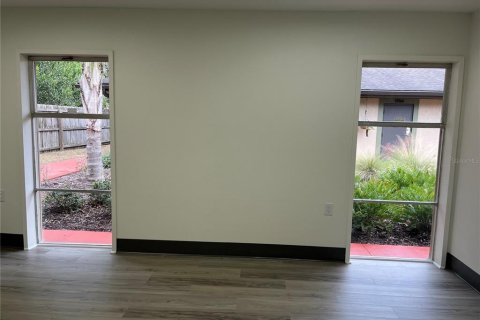 Commercial property in DeLand, Florida 89.19 sq.m. № 2109165 - photo 24